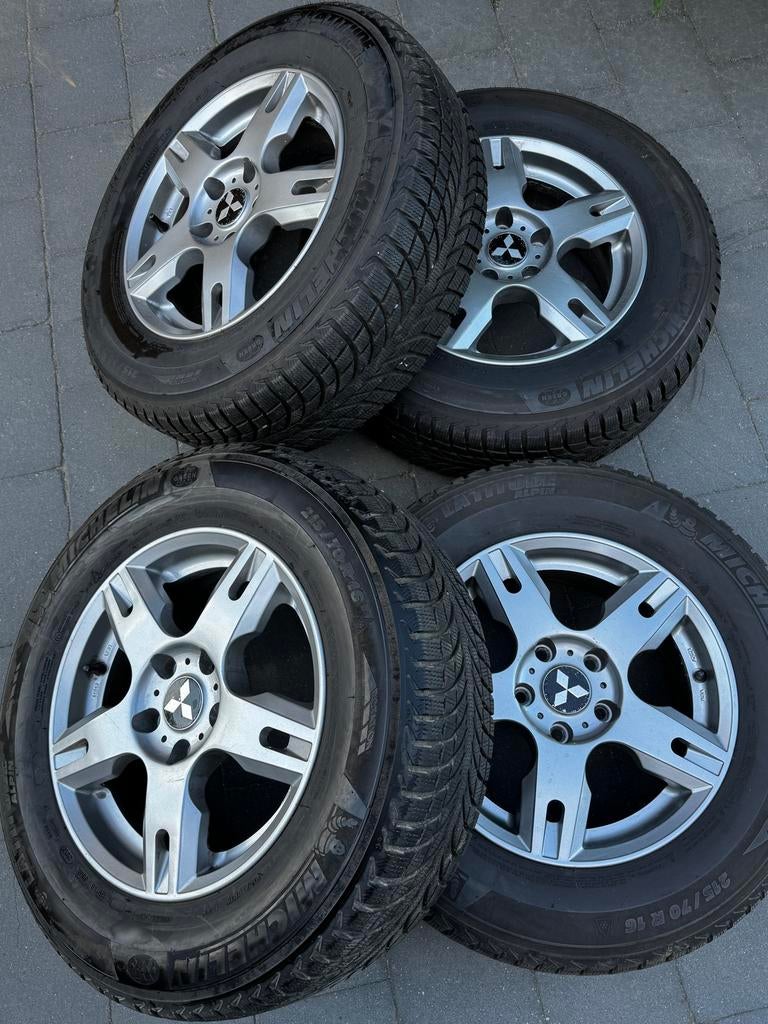 Winterbanden op velg voor Mitsubishi Outlander (2012), Ophalen, 16 inch, Banden en Velgen, Winterbanden