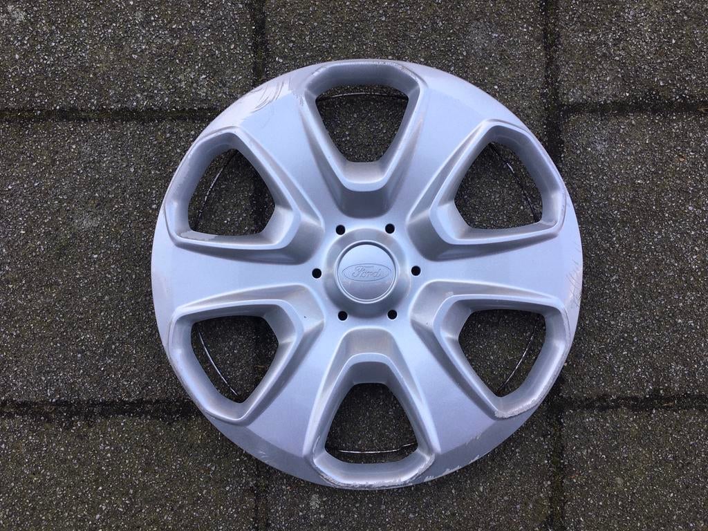 1 wieldop Ford Fiesta of Transit Connect 15 inch, Ophalen of Verzenden, Gebruikt