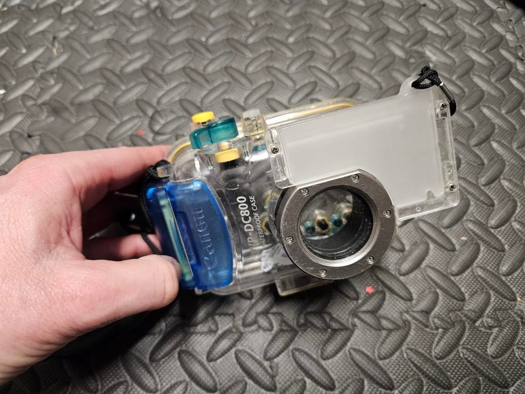 Onderwaterhuis canon wp dc 800, Watersport en Boten, Duiken, Ophalen of Verzenden, Onderwaterhuis of Camera