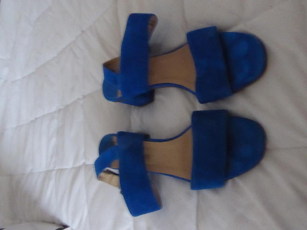 Lamice blauwe sandalen, Blauw, Nieuw, Lamice, Sandalen of Muiltjes