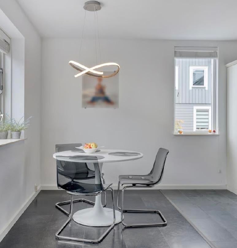 Ronde witte tafel met 3 stoelen, Huis en Inrichting, Tafels | Eettafels, Ophalen, Kunststof, Gebruikt, 100 tot 150 cm