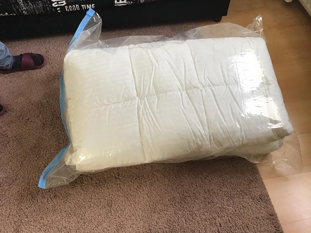 all season dekbed. hema, Huis en Inrichting, Woonaccessoires | Kussens, Ophalen, Zo goed als nieuw, Wit