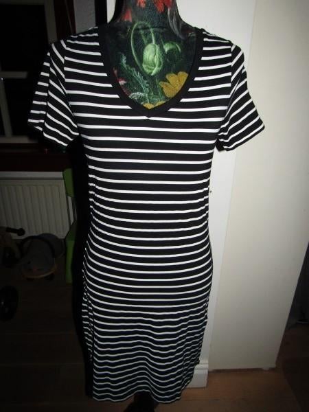 F1313 DISTRIKT NORREBRO mt XS nieuw  jurk zwart wit streepje, Verzenden, Distrikt Norrebro, Zwart, Nieuw