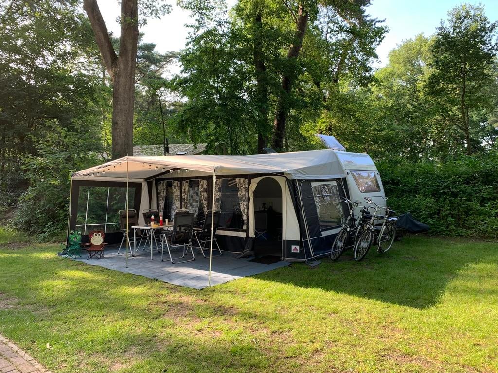 Dethleffs camper caravan 460, Caravans en Kamperen, Caravans, Kachel, Rondzit, Frans bed, 750 - 1000 kg