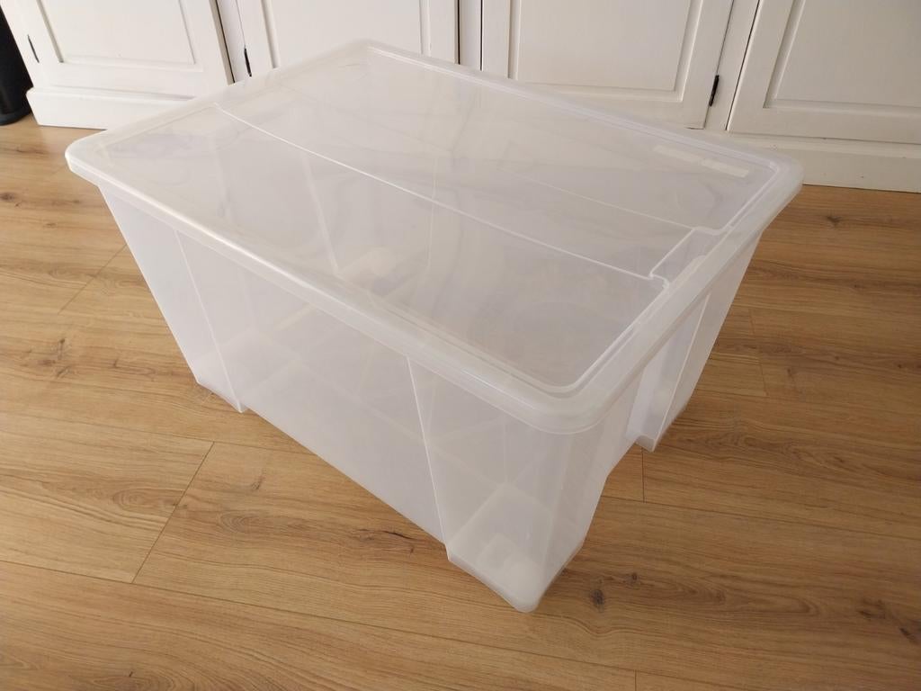 Groot plastic opbergkrat / opbergbox op wieltjes, Ophalen, Gebruikt, 40 tot 60 cm, 50 tot 75 cm