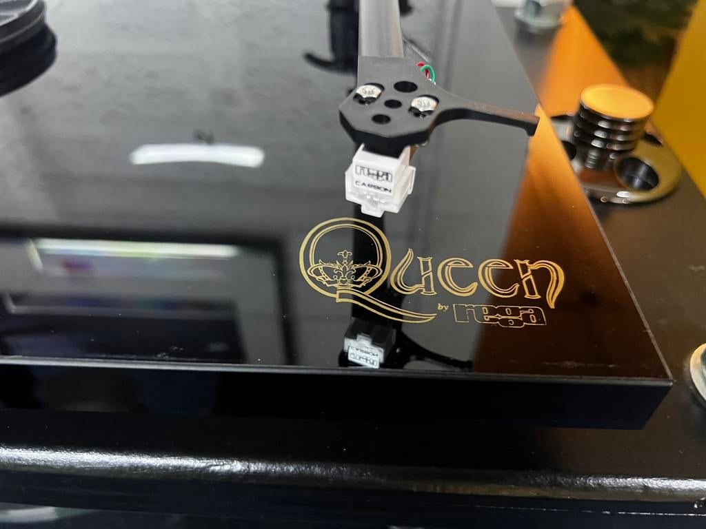 Rega Queen Limited Edition platenspeler, Audio, Tv en Foto, Overige merken, Ophalen of Verzenden, Zo goed als nieuw, N.v.t