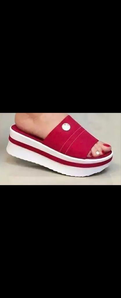 Slippers- maat 39, Slippers, Nieuw, Ophalen of Verzenden, Onbekend