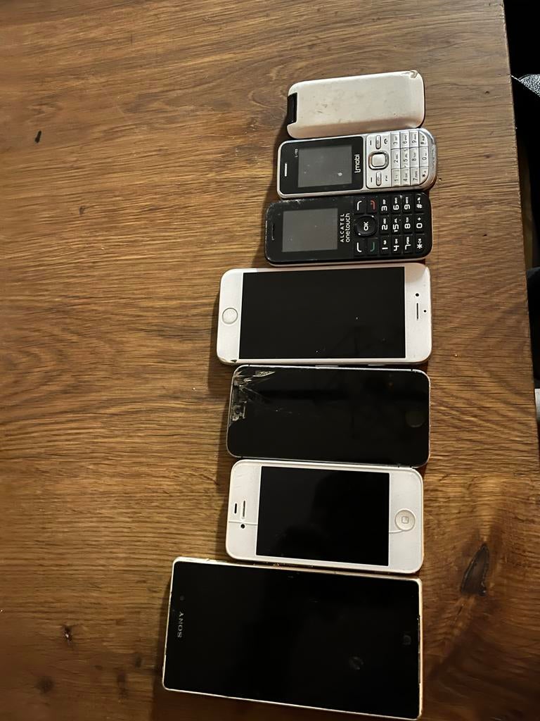 Partij diverse telefoons, waaronder iPhones en oudere modell, Telecommunicatie, Mobiele telefoons | Apple iPhone, Overige modellen