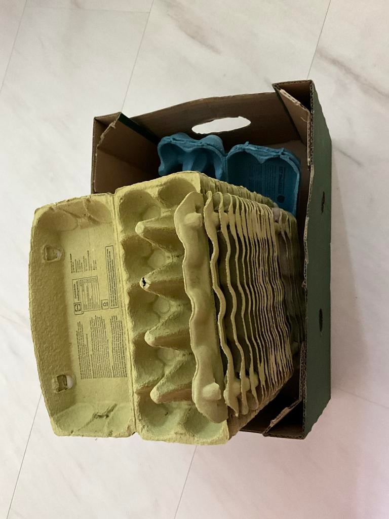 GRATIS lege eierdozen ophalen, Doe-het-zelf en Verbouw, Kratten en Dozen, Ophalen, Minder dan 35 cm, Minder dan 50 cm, Minder dan 40 cm