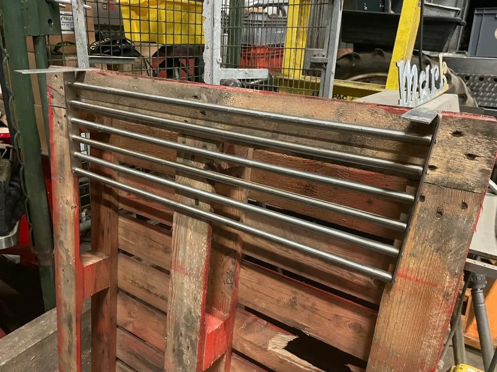 Metalen wandrek pannenrek handdoekenrek, Ophalen of Verzenden