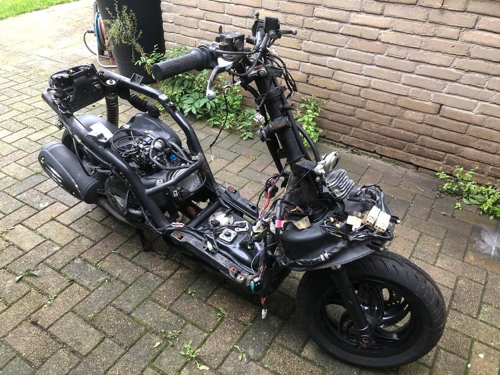 Piaggio new fly 125 cc onderdelen, Gebruikt, Benzine, 125 cc, Ophalen of Verzenden