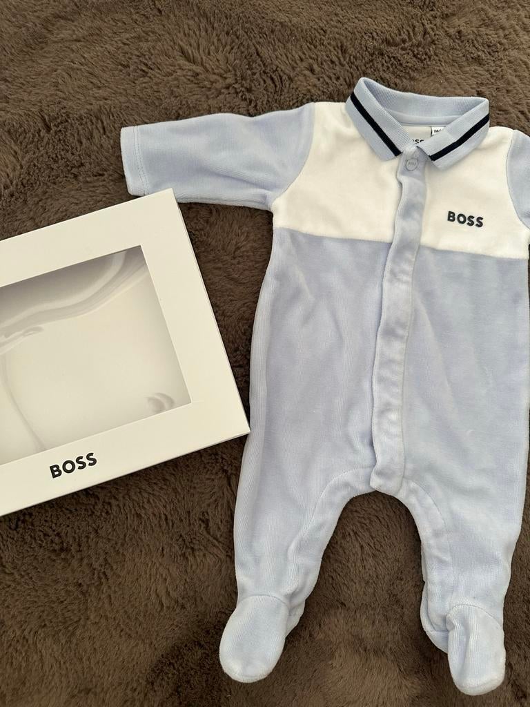 Hugo Boss Baby Pakje - Nieuwstaat, Kinderen en Baby's, Ophalen of Verzenden, Zo goed als nieuw, Jongetje of Meisje, Pakje