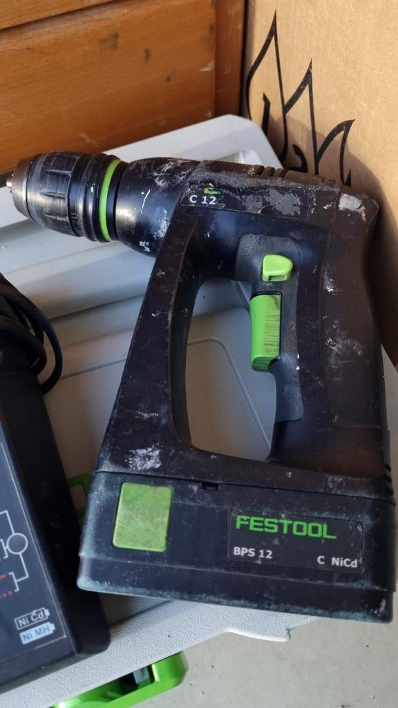 Festool Accu Boormachine C 12 met 4 batterijen en lader, Gebruikt, Variabele snelheid, Ophalen of Verzenden, Boor- en Schroefmachine