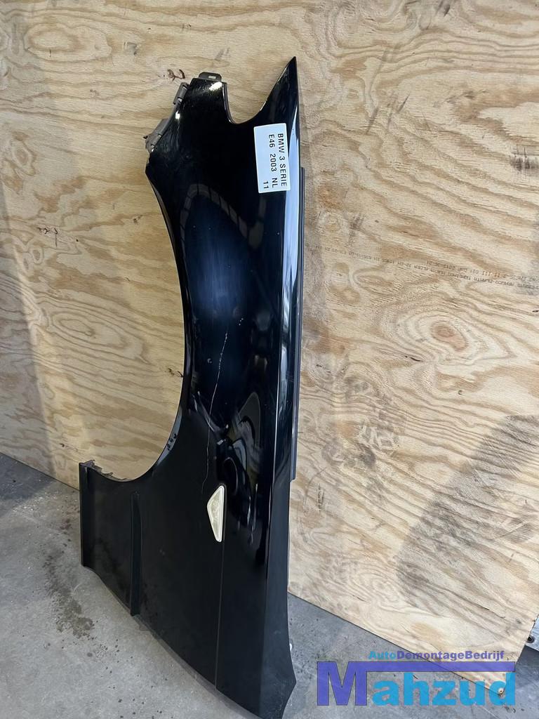 BMW E46 Facelift links zwart scherm voorscherm 2000-2007, Auto-onderdelen, Carrosserie en Plaatwerk, Petuelring 130
80788  Munich, DE