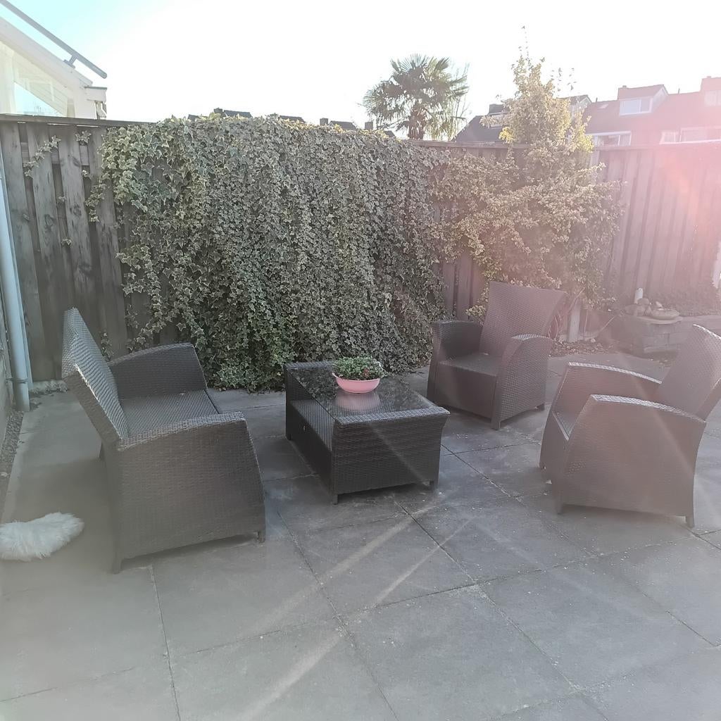 Tuinset kunststof bank, tafel en stoelen, Ophalen, 4 zitplaatsen, Kunststof, Gebruikt