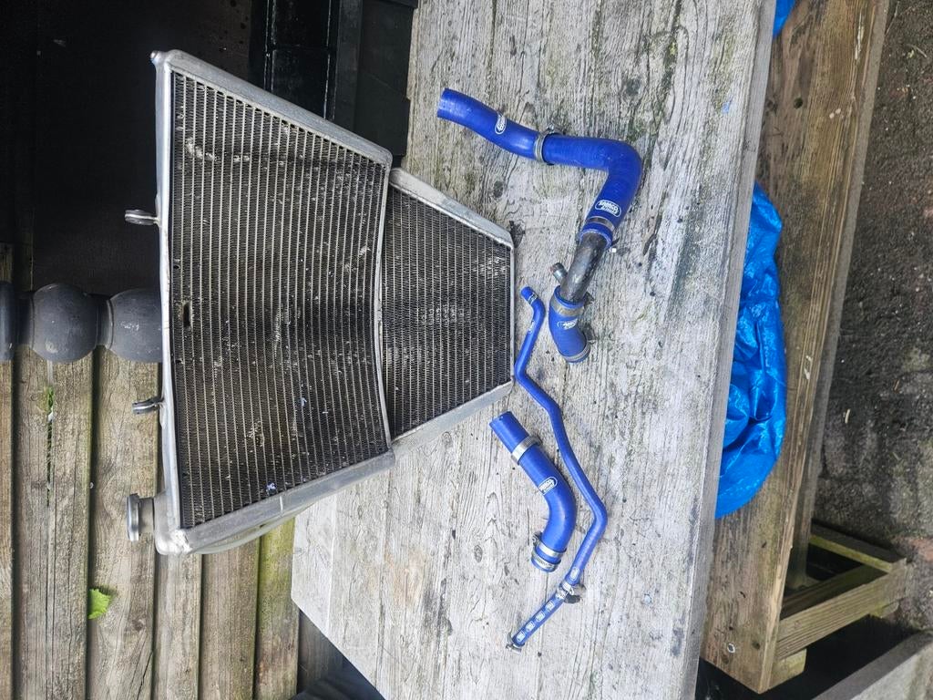 Race radiateur Suzuki gsxr 600/750 k4 k5, Ophalen of Verzenden, Gebruikt