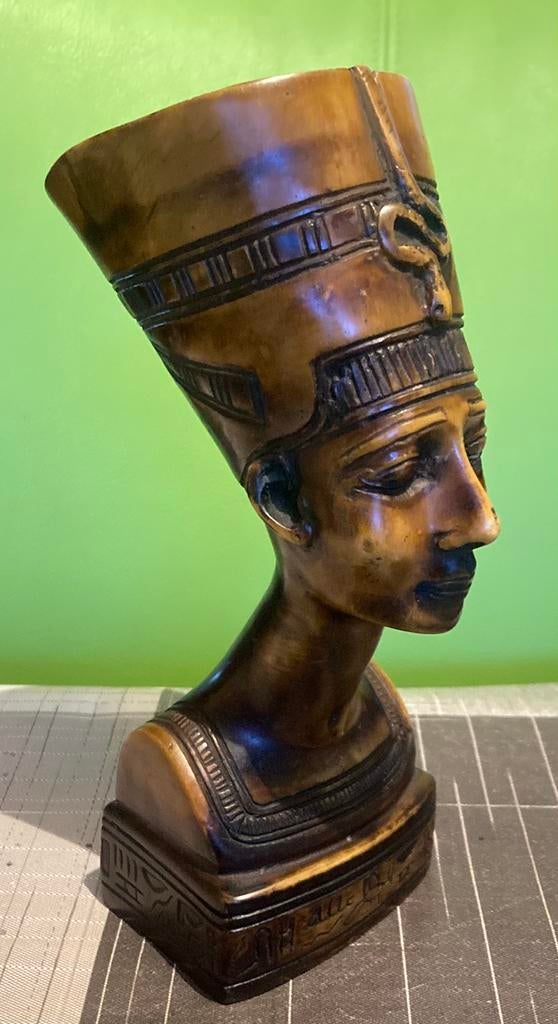 Egyptish beeld 1,1 kg Nefertiti te koop steen !, Ophalen of Verzenden