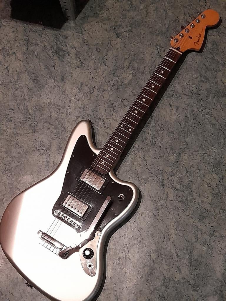 Fender Jaguar Mex met Gibson upgrades., Muziek en Instrumenten, Ophalen of Verzenden, Zo goed als nieuw, Solid body, Fender