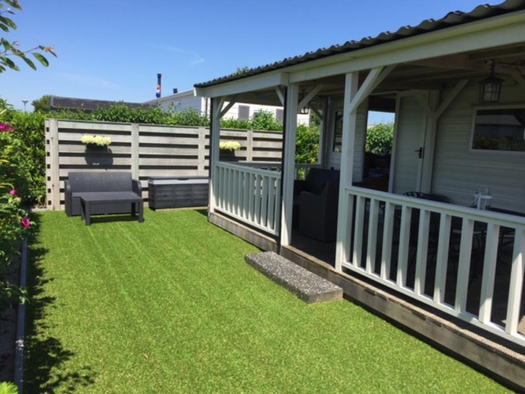 TE HUUR chalet Julianahoeve Renesse Zeeland, Tv, Aan zee, Recreatiepark