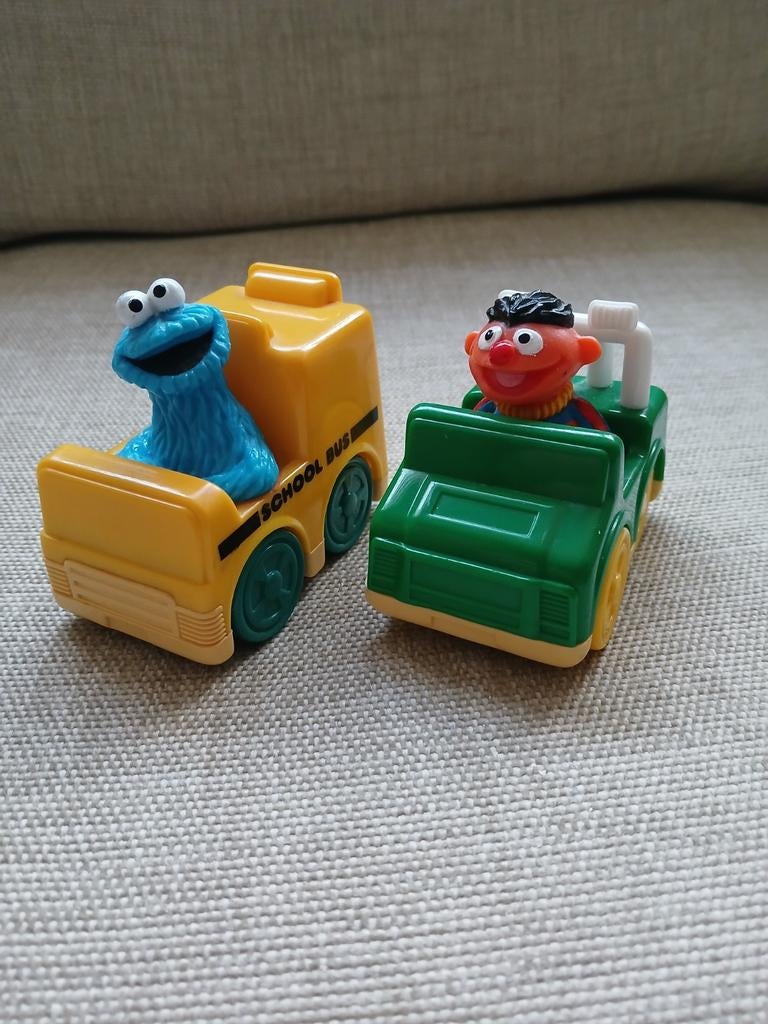 Sesamstraat auto's Ernie en Koekiemonster., Ophalen of Verzenden, Gebruikt