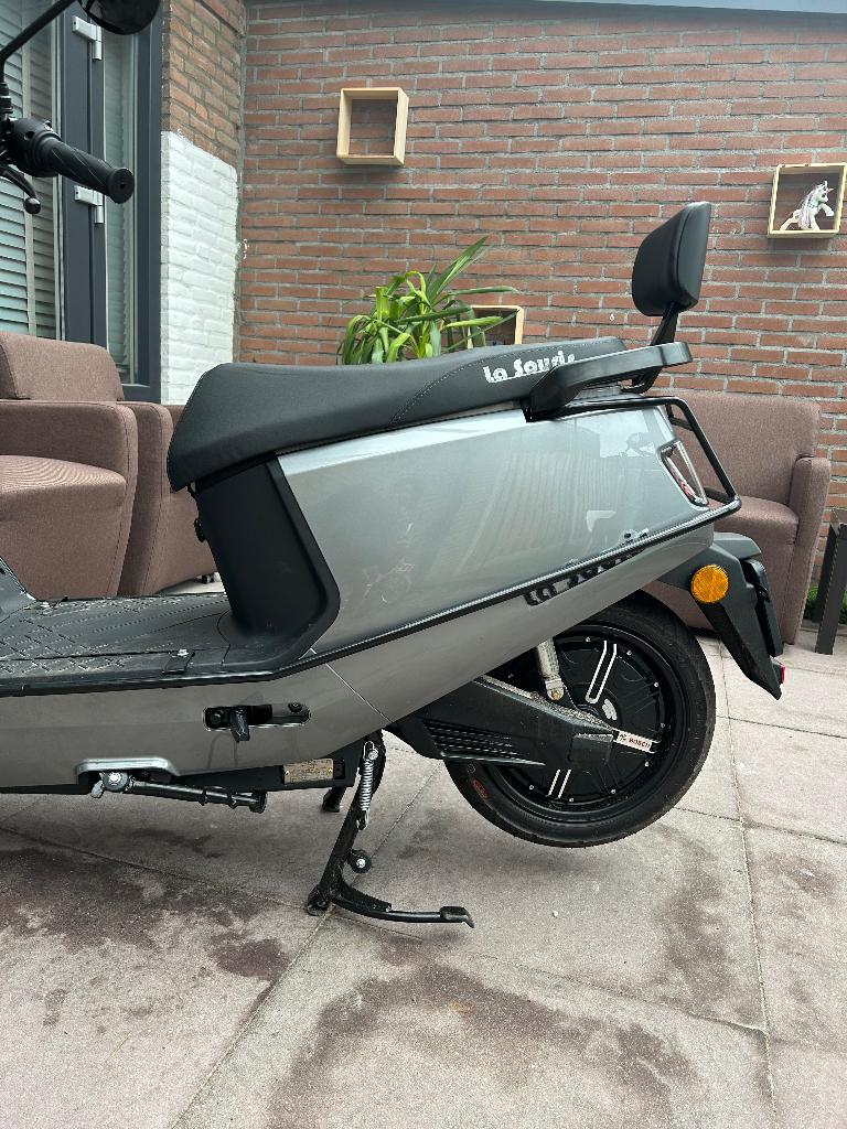 Electric scooter La Souris with Bosch, Ophalen, Maximaal 45 km/u, Elektrisch, Nieuw