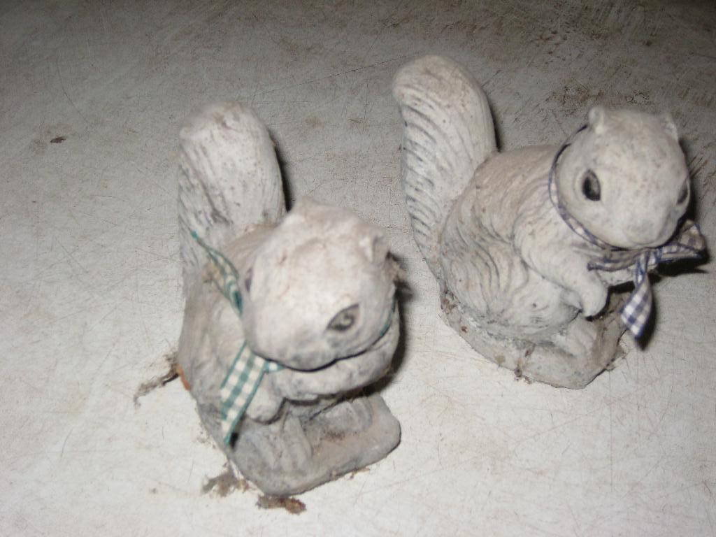 twee eekhoorns, Ophalen of Verzenden, Zo goed als nieuw, Dier