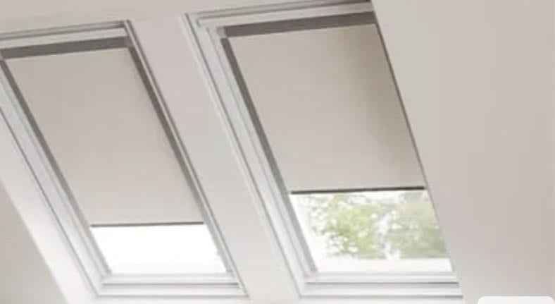 Nieuw Fakro rolgordijn 94x160, Ophalen, Overige kleuren, Nieuw, 50 tot 100 cm