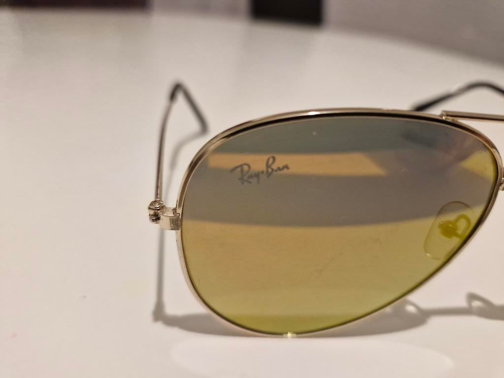 Ray-Ban Aviator Zonnebril - Goudkleurig, Zonnebril, Geel, Ophalen of Verzenden, Zo goed als nieuw