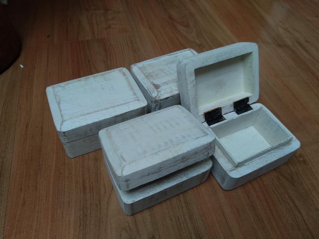 4 houten kistjes, Huis en Inrichting, Woonaccessoires | Kisten, Minder dan 50 cm, Nieuw, Minder dan 50 cm, Ophalen of Verzenden