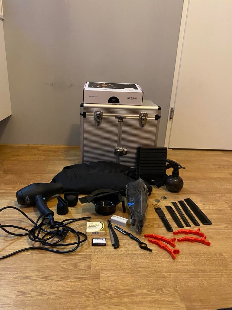 Sibel kapperskoffer + kappersspullen!, Ophalen of Verzenden, Zo goed als nieuw