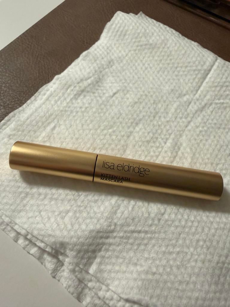 Lisa Eldridge Kitten Lash Mascara - Zwart, Sieraden, Tassen en Uiterlijk, Uiterlijk | Cosmetica en Make-up, Gebruikt, Ogen, Zwart