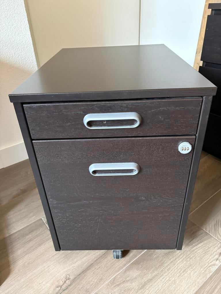 Ikea ladekast. Galant serie, Ophalen, Zo goed als nieuw