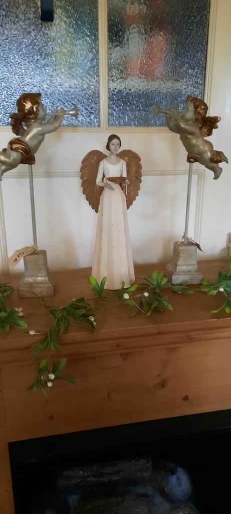 Metalen engel met  vleugels en schaal, Antiek en Kunst, Curiosa en Brocante, Ophalen of Verzenden