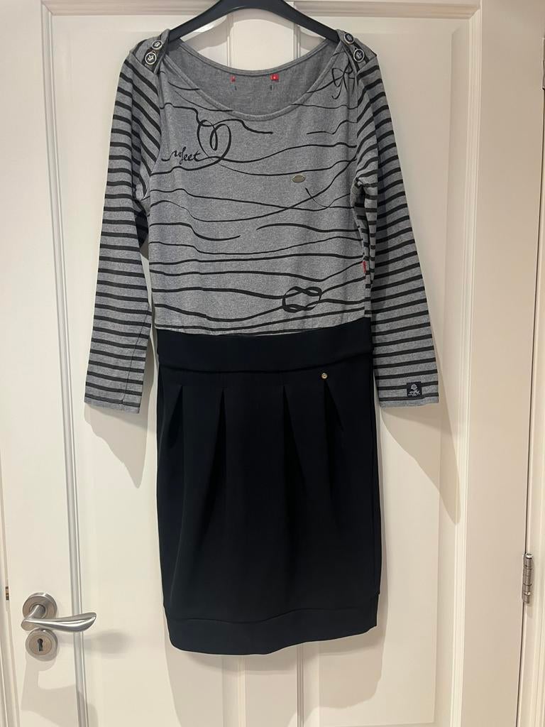 10 feet (sweat) jurk zwart/grijs mt. M, Kleding | Dames, Jurken, Maat 38/40 (M), Zwart, Ophalen of Verzenden, Zo goed als nieuw