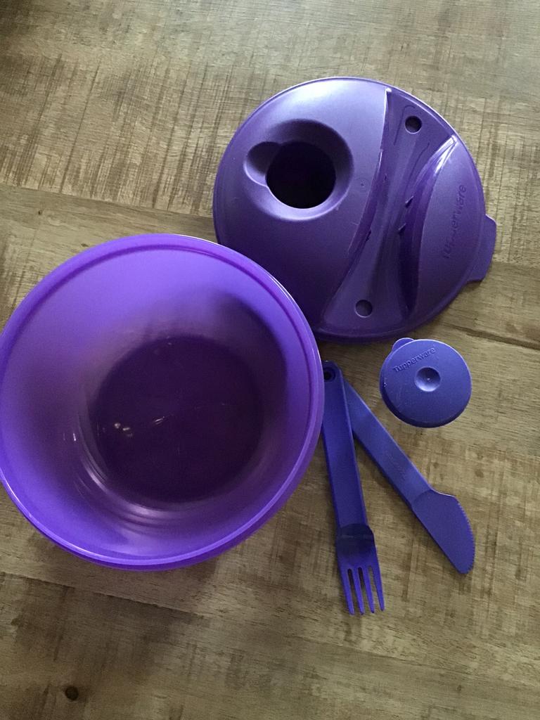 Fris op de weg saladebak Tupperware, Ophalen of Verzenden, Zo goed als nieuw, Overige typen