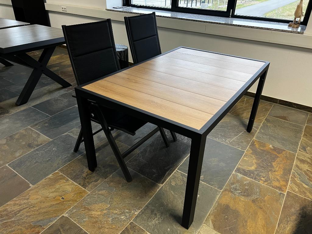 Tuintafel 150 cm + 4 standen stoelen. Aanbieding!, Ophalen, 4 zitplaatsen, Tuinset, Eettafel