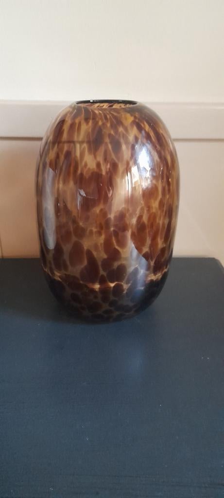 Bruine panterprint vaas, Huis en Inrichting, Woonaccessoires | Vazen, Overige kleuren, Ophalen of Verzenden, Minder dan 50 cm