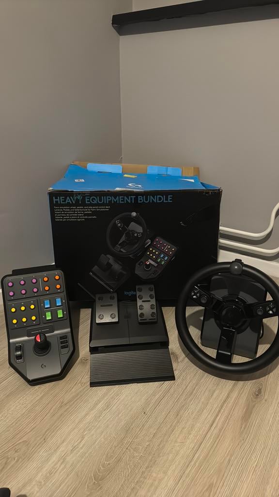Stuur Heavy equipment bundle, Ophalen, Zo goed als nieuw, Logitech