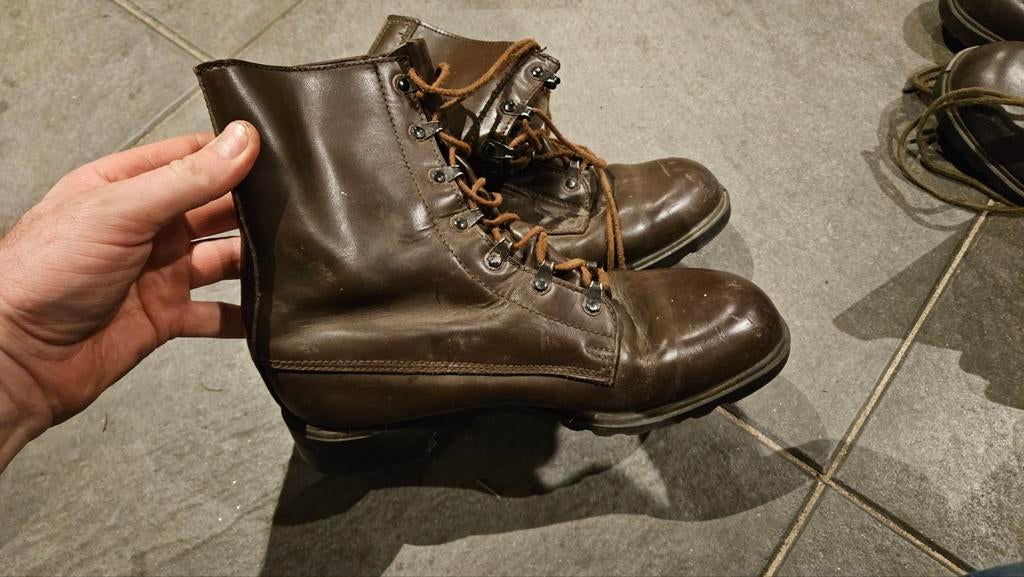 Legerkisten boots schoenen maat 42B, Ophalen of Verzenden, Landmacht, Nederland, Kleding of Schoenen