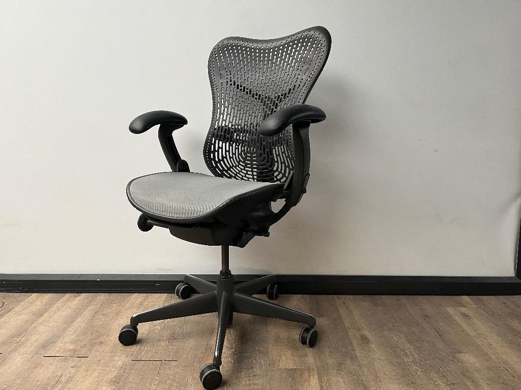 Herman Miller (Mirra) Tweedehands, Gebruikt, Zwart, Ophalen of Verzenden, Bureaustoel