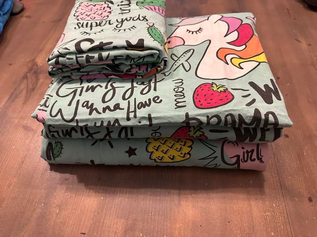 2x Unicorn dekbedovertrek set meisjes, Meisje, Dekbedovertrek, Ophalen of Verzenden, Zo goed als nieuw