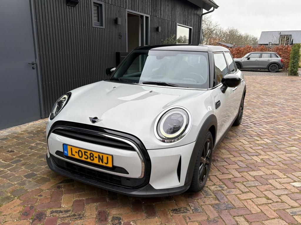 Mini 5-deurs (f55) 1.5 136pk Aut 2021 Wit (BTW auto!), Auto's, 136 pk, Wit, Origineel Nederlands, Particulier