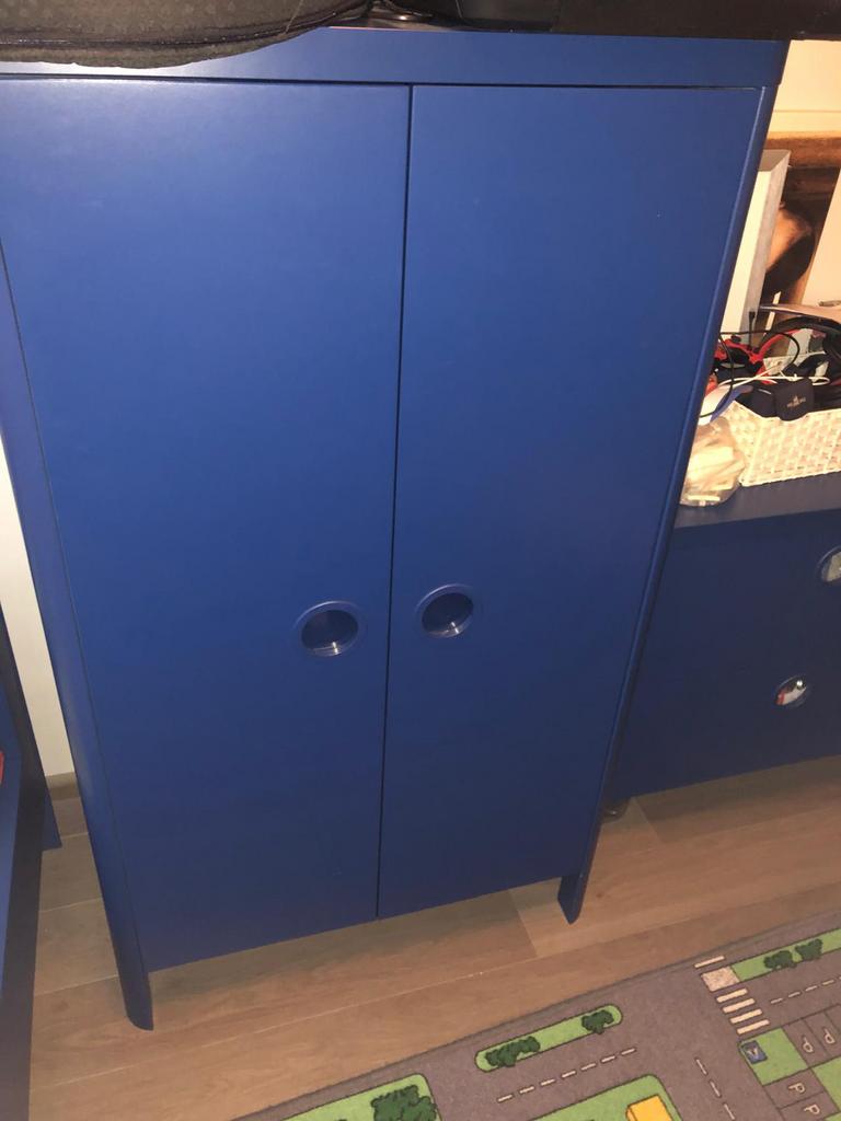 Ikea Busunge meegroei peuter set (bed,kast en commode), Ophalen of Verzenden, Zo goed als nieuw, 180 cm of meer, 70 tot 85 cm