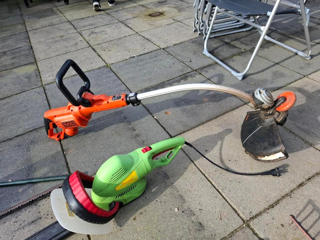 Diverse tuingereedschappen, Ophalen