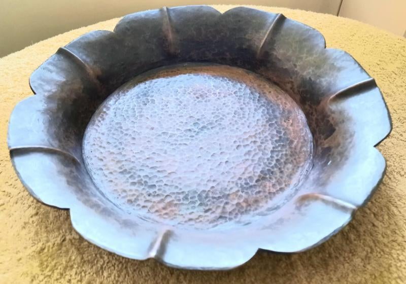 Amsterdamse school gehamerd zware rood koperen fruitschaal, Ophalen of Verzenden