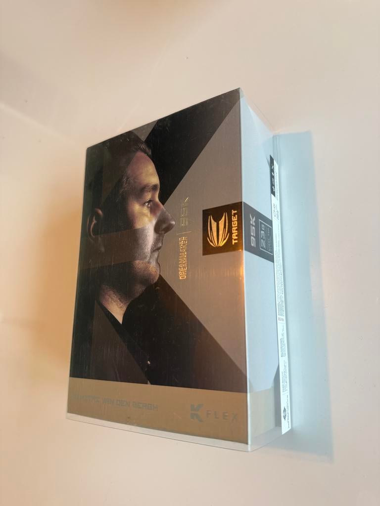 Target Dimitri van den Bergh 95K Swiss Point 95% 23g, Ophalen of Verzenden, Zo goed als nieuw, Pijlen