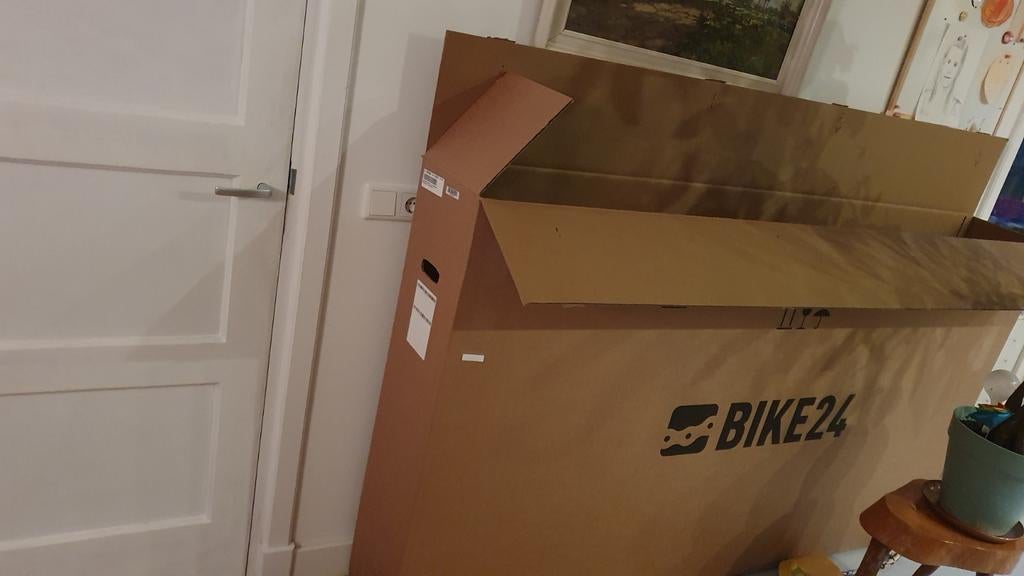 Bike cover karton, Doe-het-zelf en Verbouw, Kratten en Dozen, Ophalen, Doos, Minder dan 35 cm