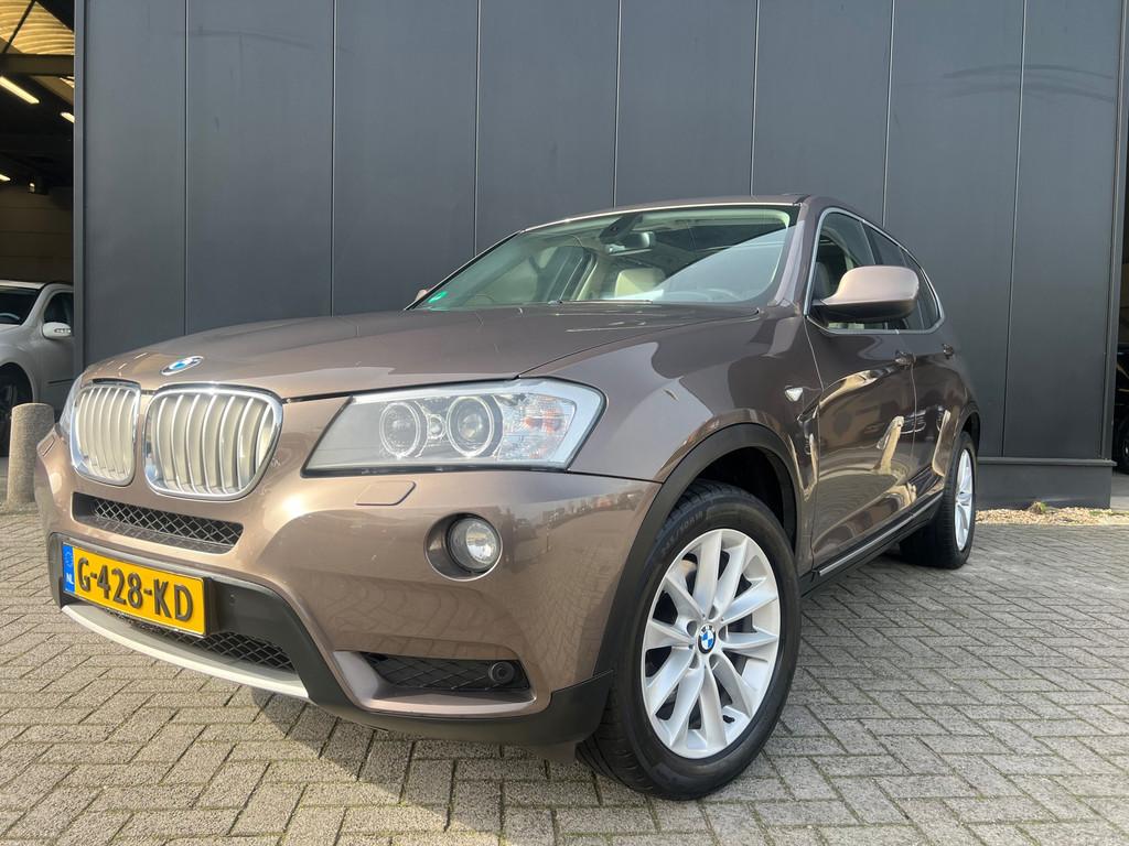 BMW X3 XDrive28i High Exe 6Cil Aut/Panodak/Navi/leder/ZrMooi, Auto's, BMW, Automaat, Euro 5, Gebruikt, Beige