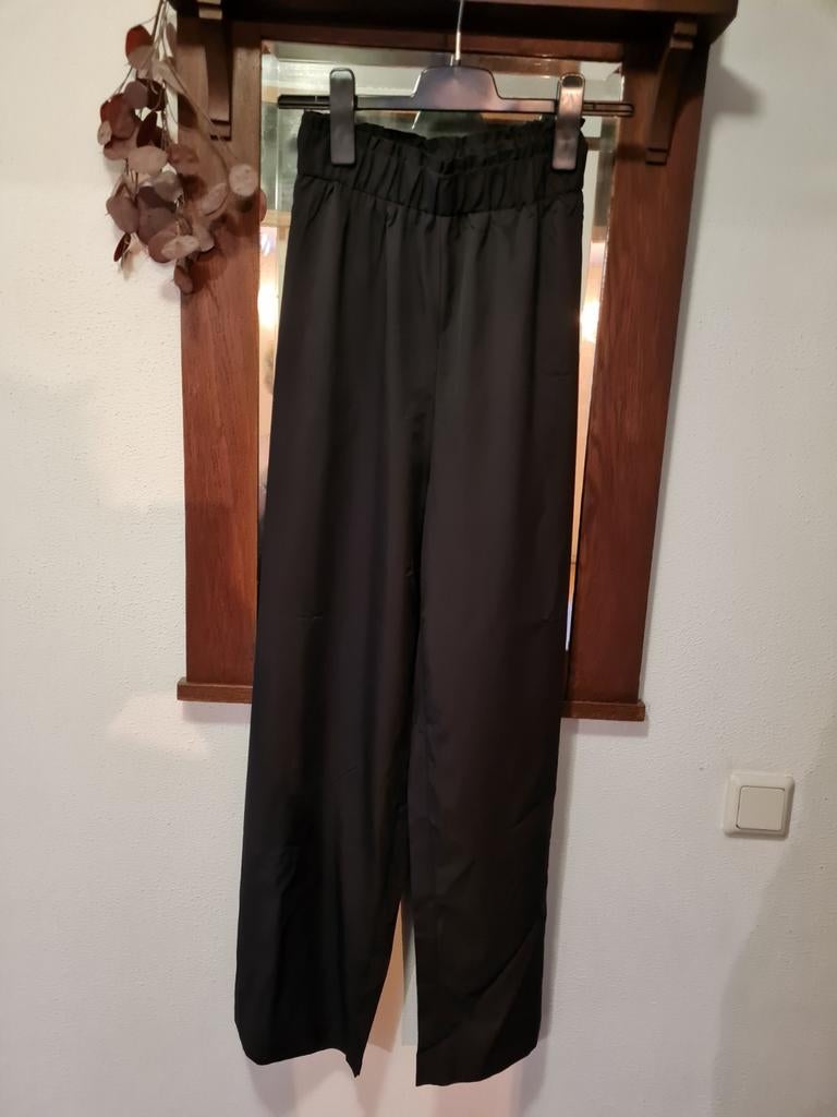 Zwarte broek, Ophalen of Verzenden, Nieuw, Zwart, Broek of Spijkerbroek