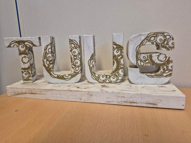 Letterbak met letters TUUS, Eigen ontwerp, Meerkleurig, Papier/karton, Ophalen of Verzenden